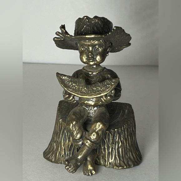 Adorable Bronze Figurine of Barefoot Boy Watermelon on a stump signed Schuber - Picture 1 of 10